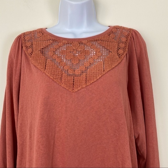 NEW NWT EASEL Crochet Knit Neckline Balloon Sleeve Top Dusty Rose Pink Small - Picture 2 of 7